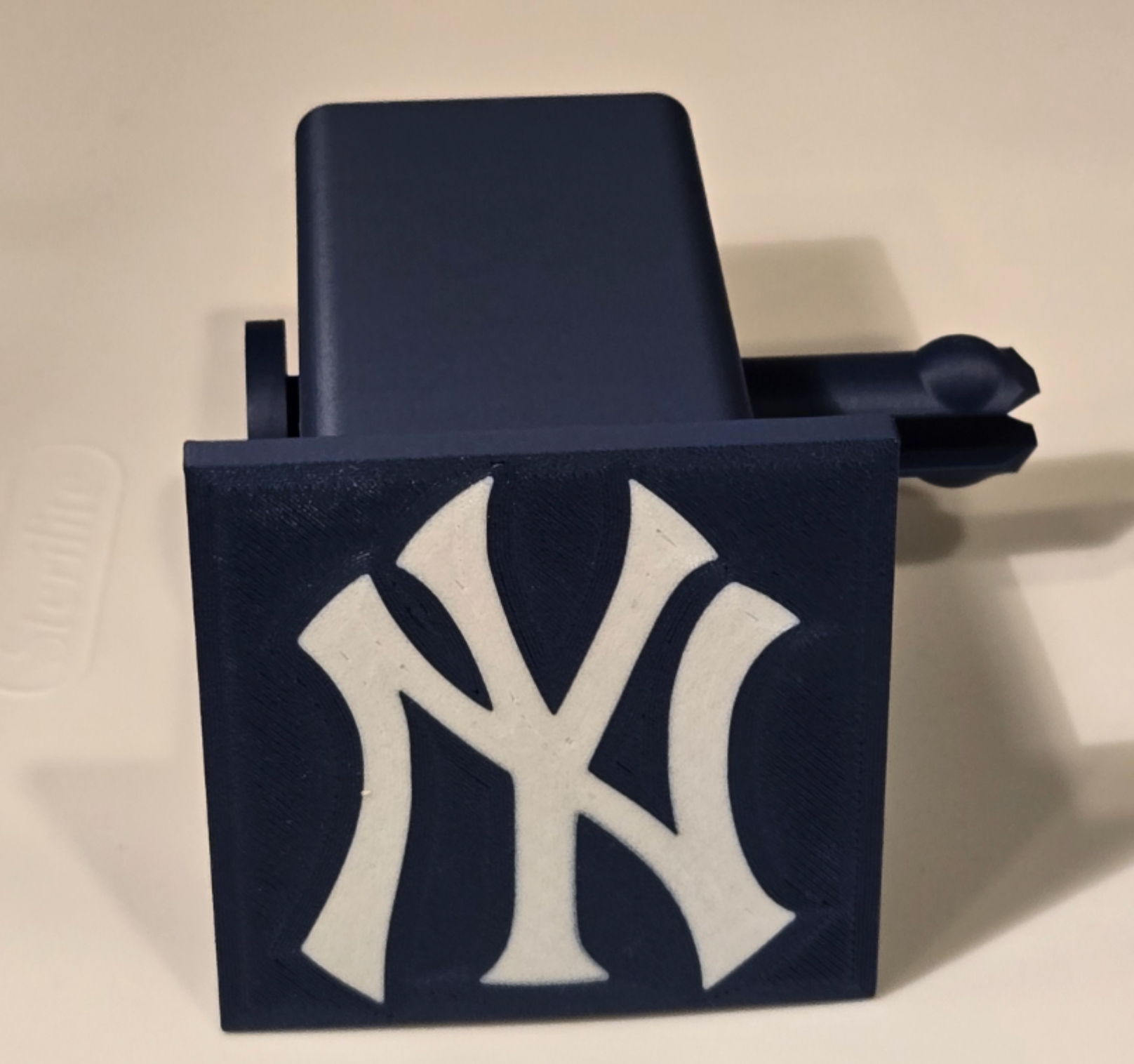New York Yankees 2" trailer hitch cover