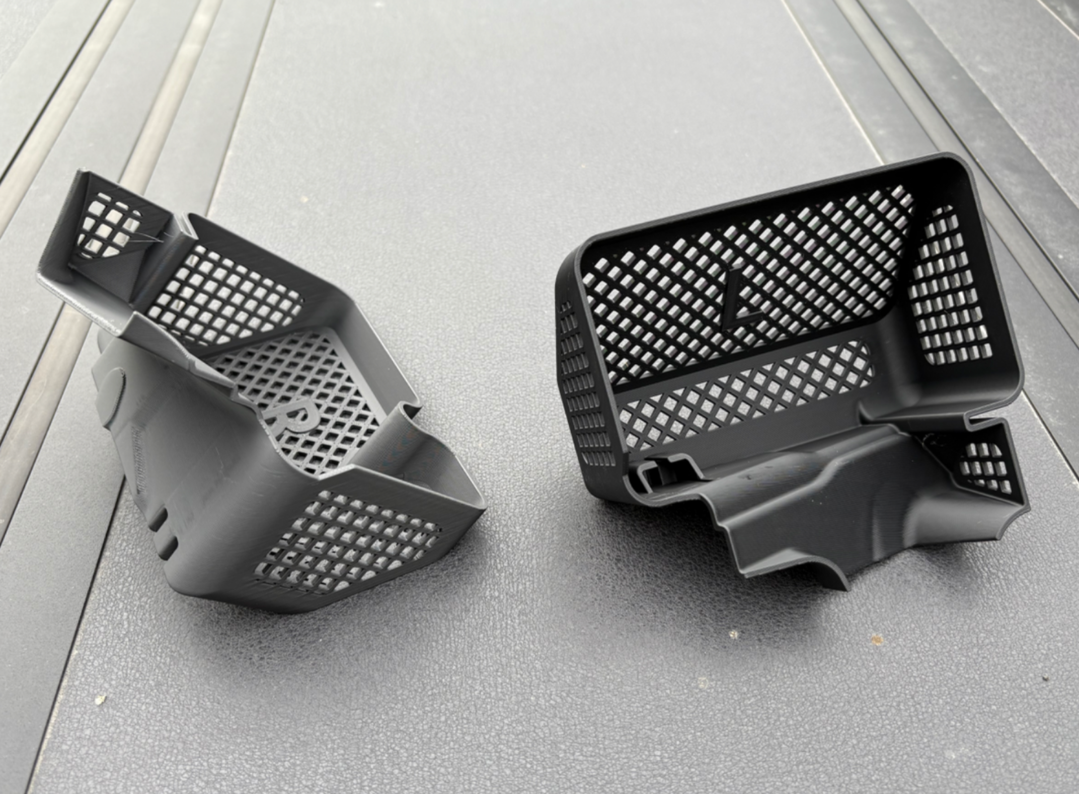 Ford Maverick Leaf Baskets