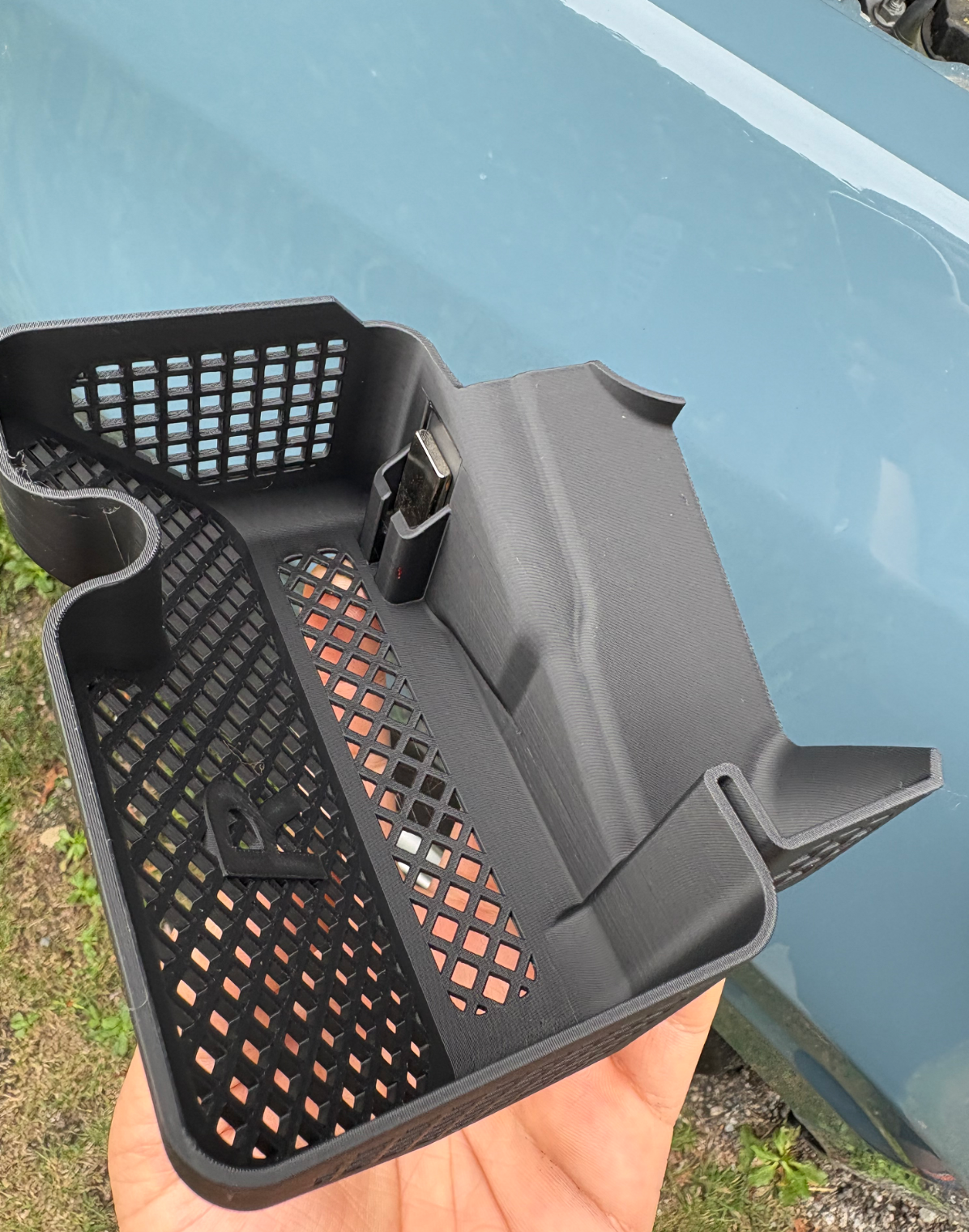 Ford Maverick Leaf Baskets