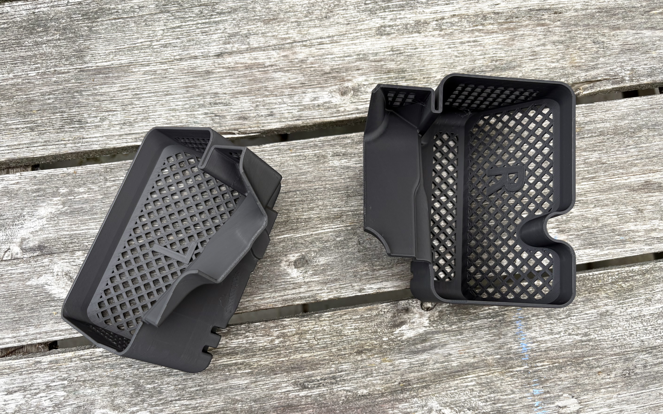 Ford Maverick Leaf Baskets