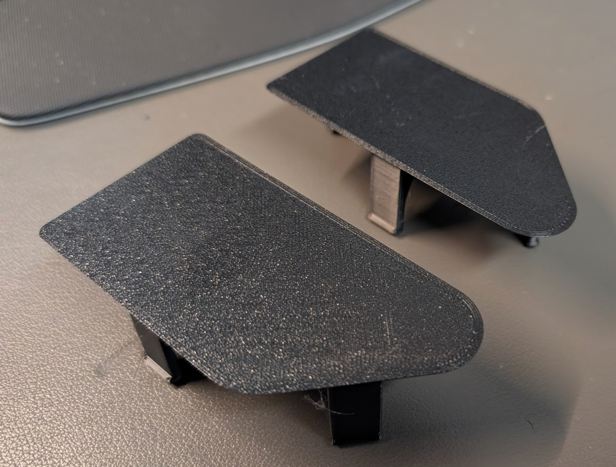 Chevy/GMC Stake Pocket Cover Tailgate