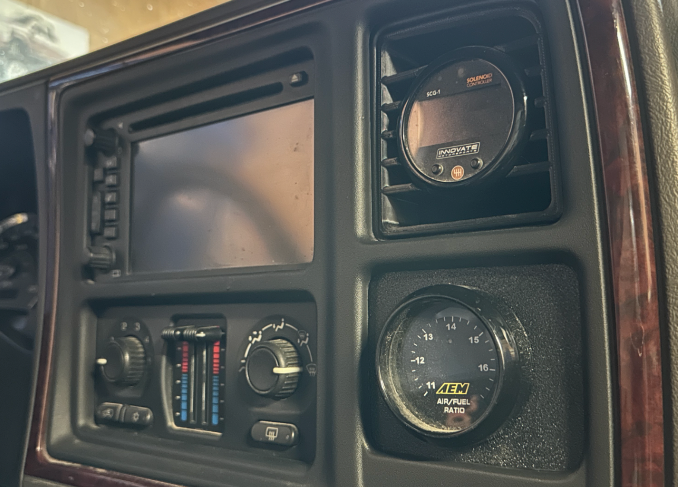 (1999-2006) Chevy/GMC Dash Custom Pocket (GMT800)