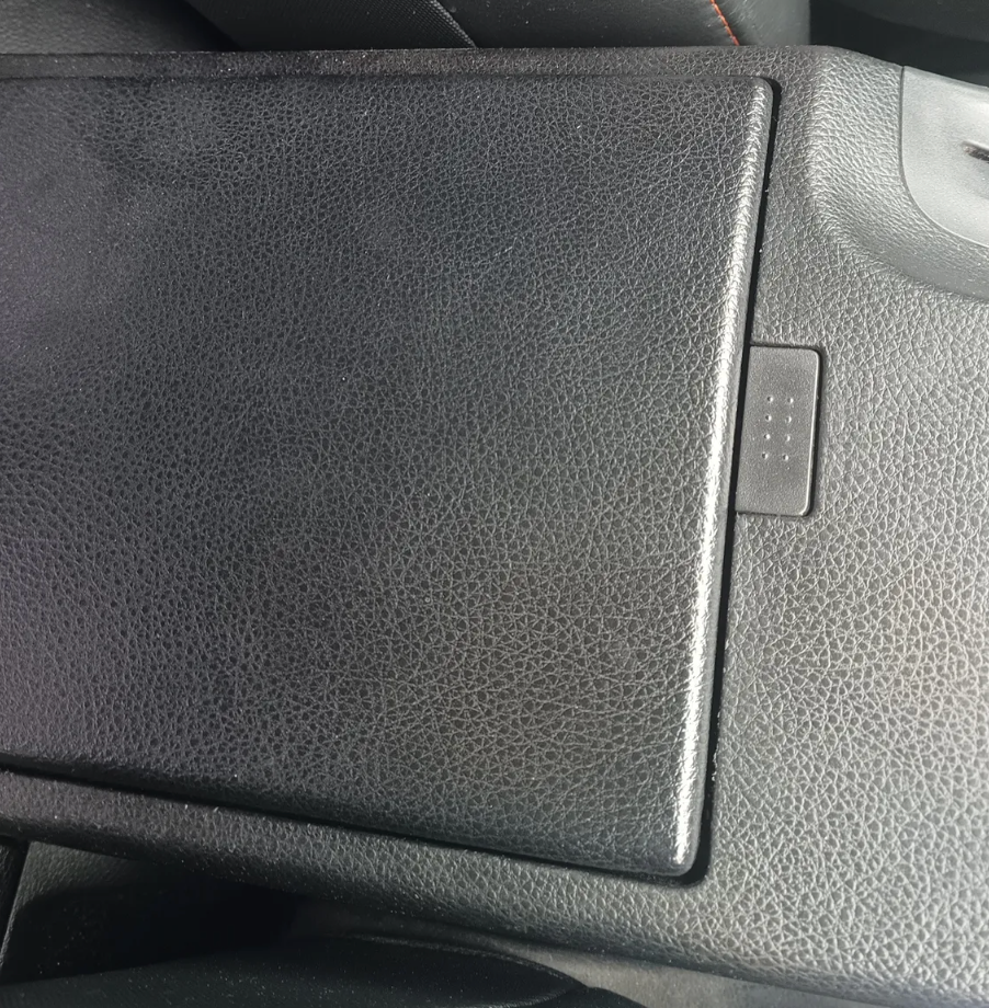 (2003-2009) Nissan 350Z Cup Holder