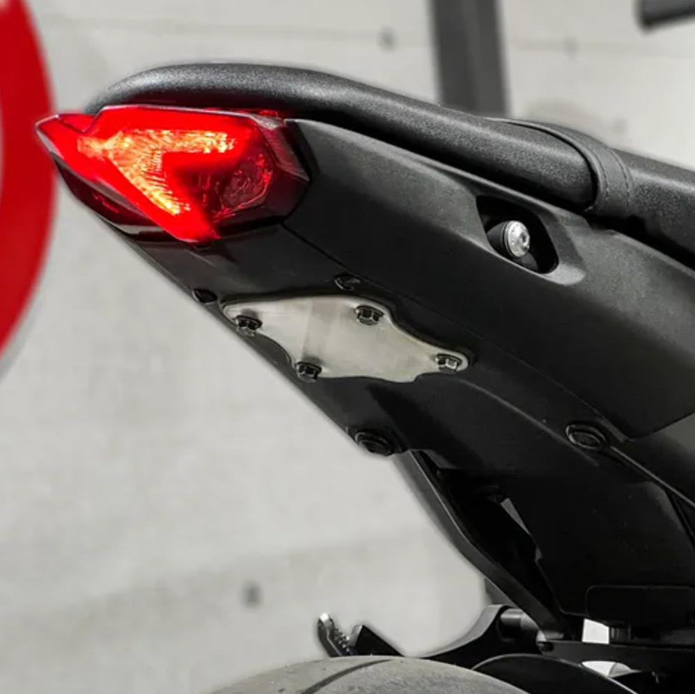 Yamaha MT09 (21/23) Undertail Hole Cover