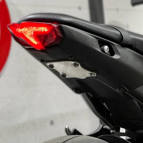 Yamaha MT09 (21/23) Undertail Hole Cover