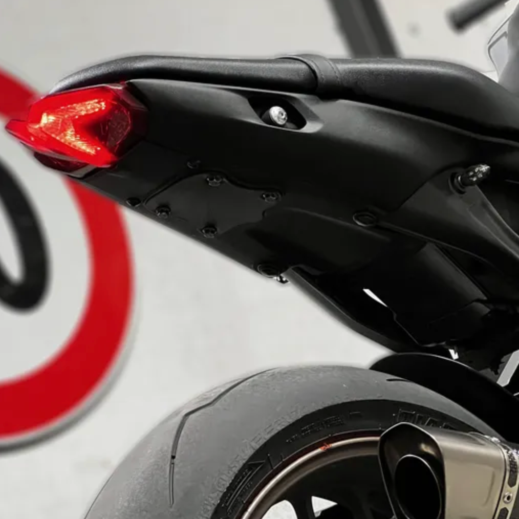 Yamaha MT09 (21/23) Undertail Hole Cover